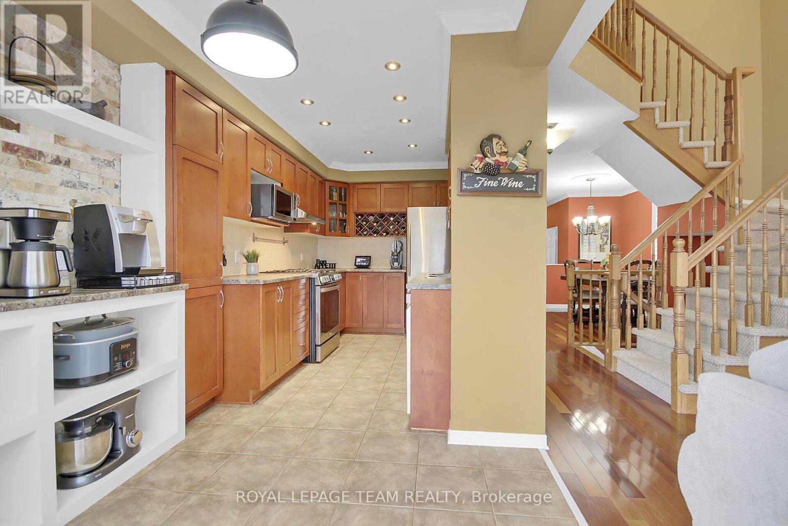 2136 BERGAMOT CIRCLE - 14