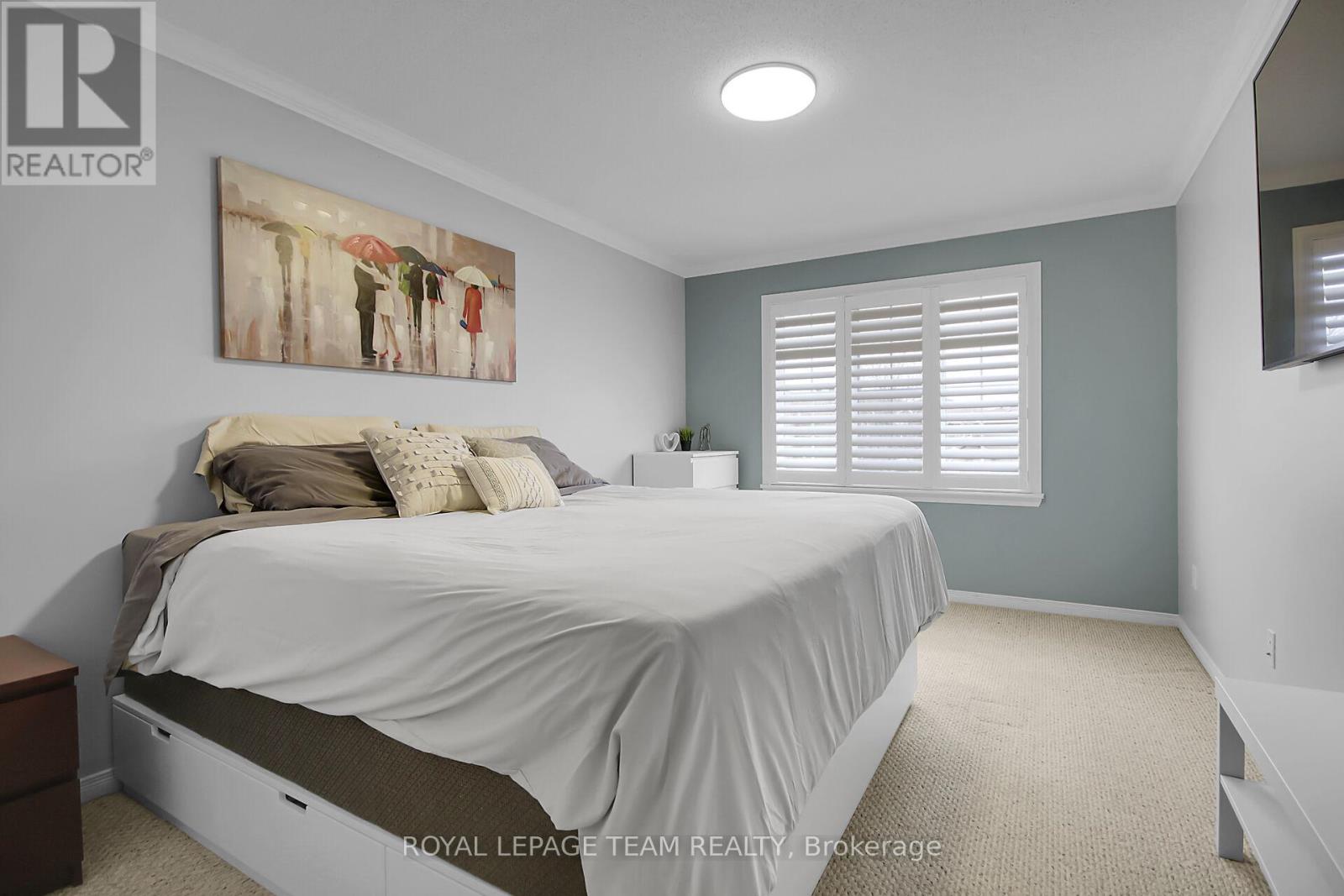 2136 BERGAMOT CIRCLE - 25