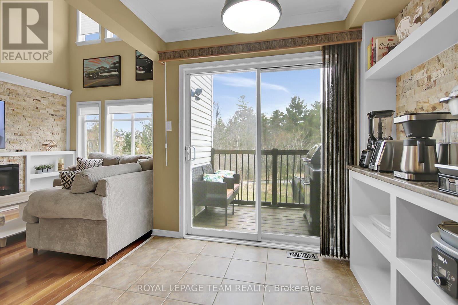 2136 BERGAMOT CIRCLE - 20