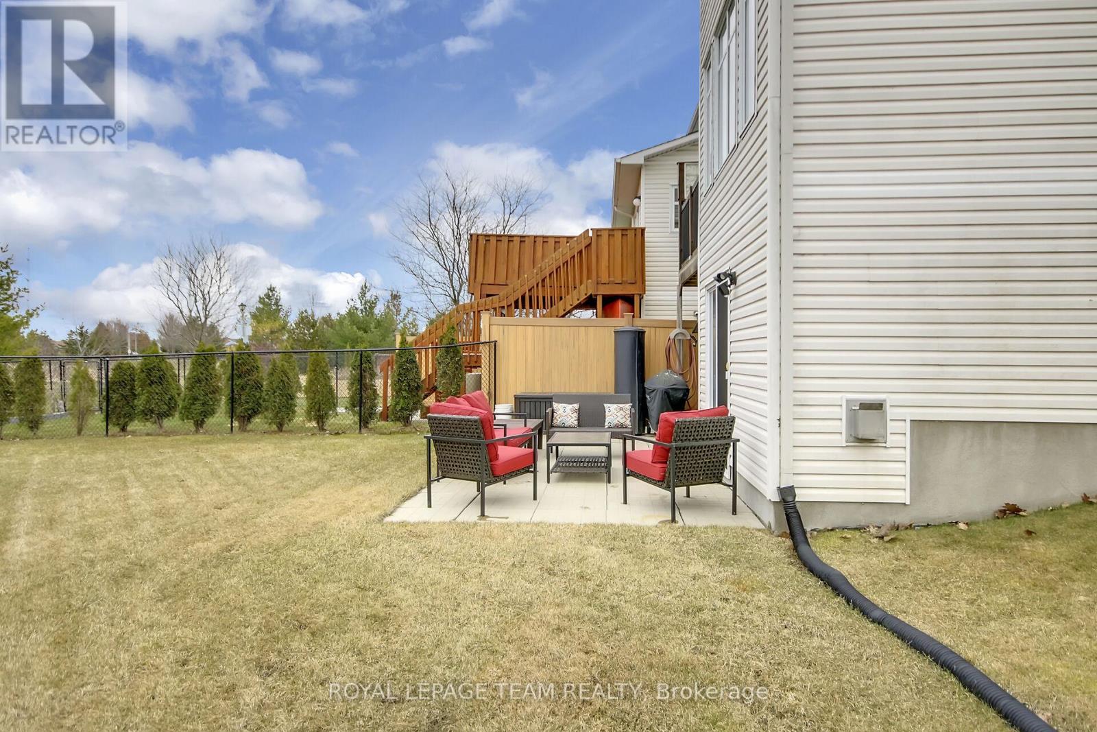 2136 BERGAMOT CIRCLE - 38