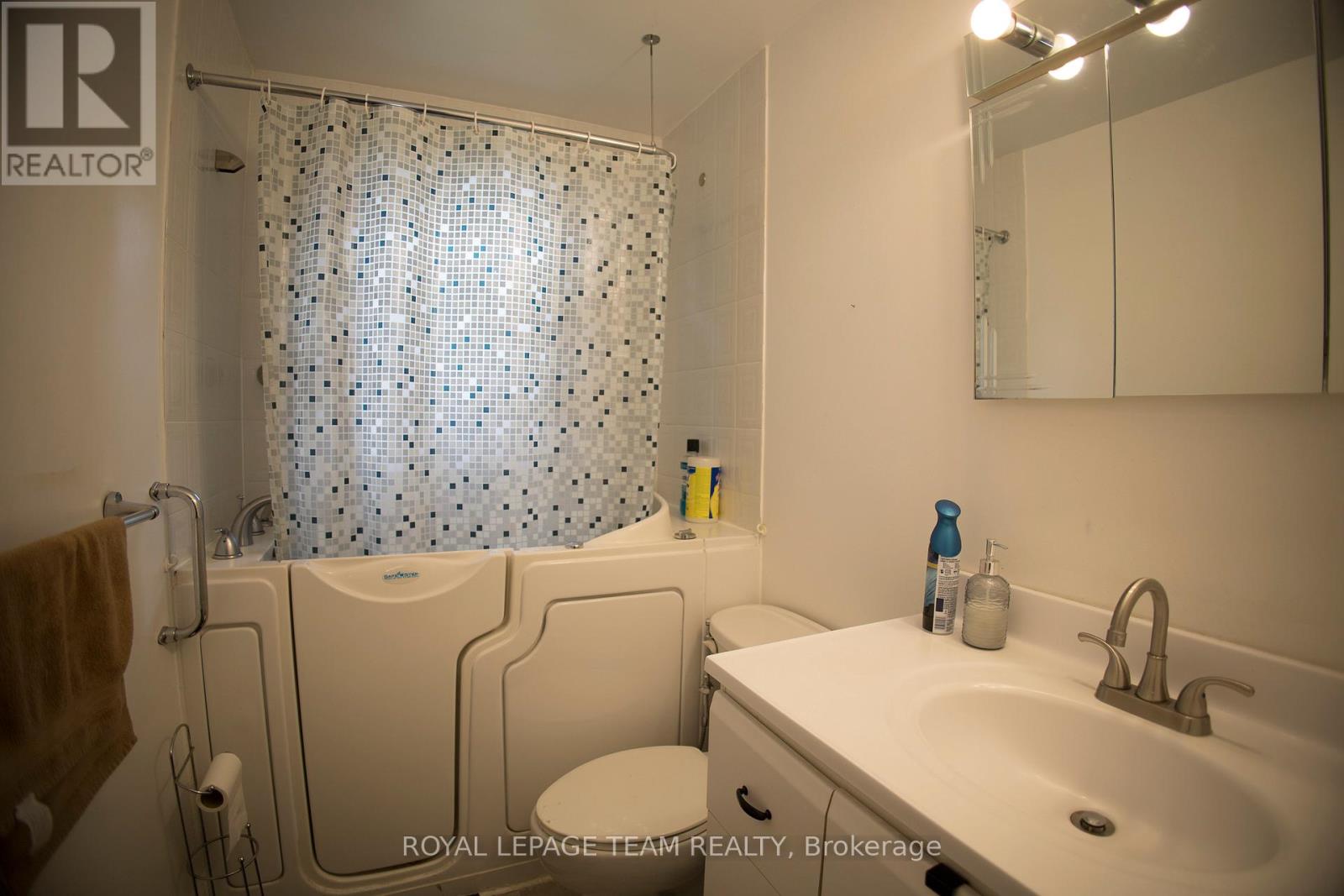 1339 KILBORN AVENUE - 23
