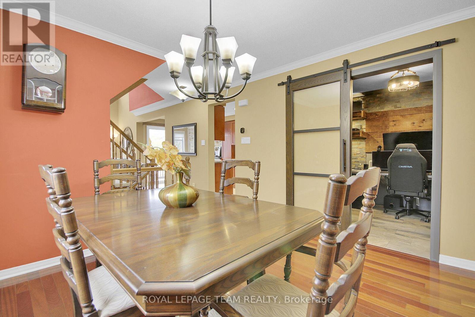 2136 BERGAMOT CIRCLE - 8