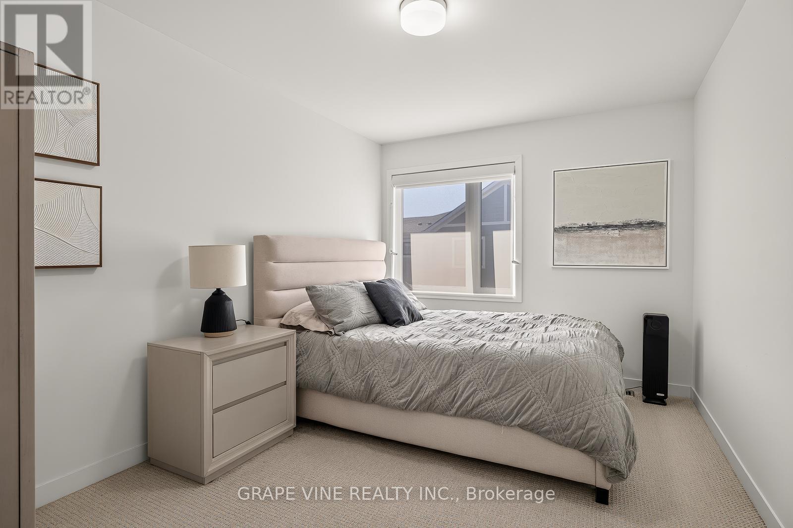 369 OLIVENITE PRIVATE - 24