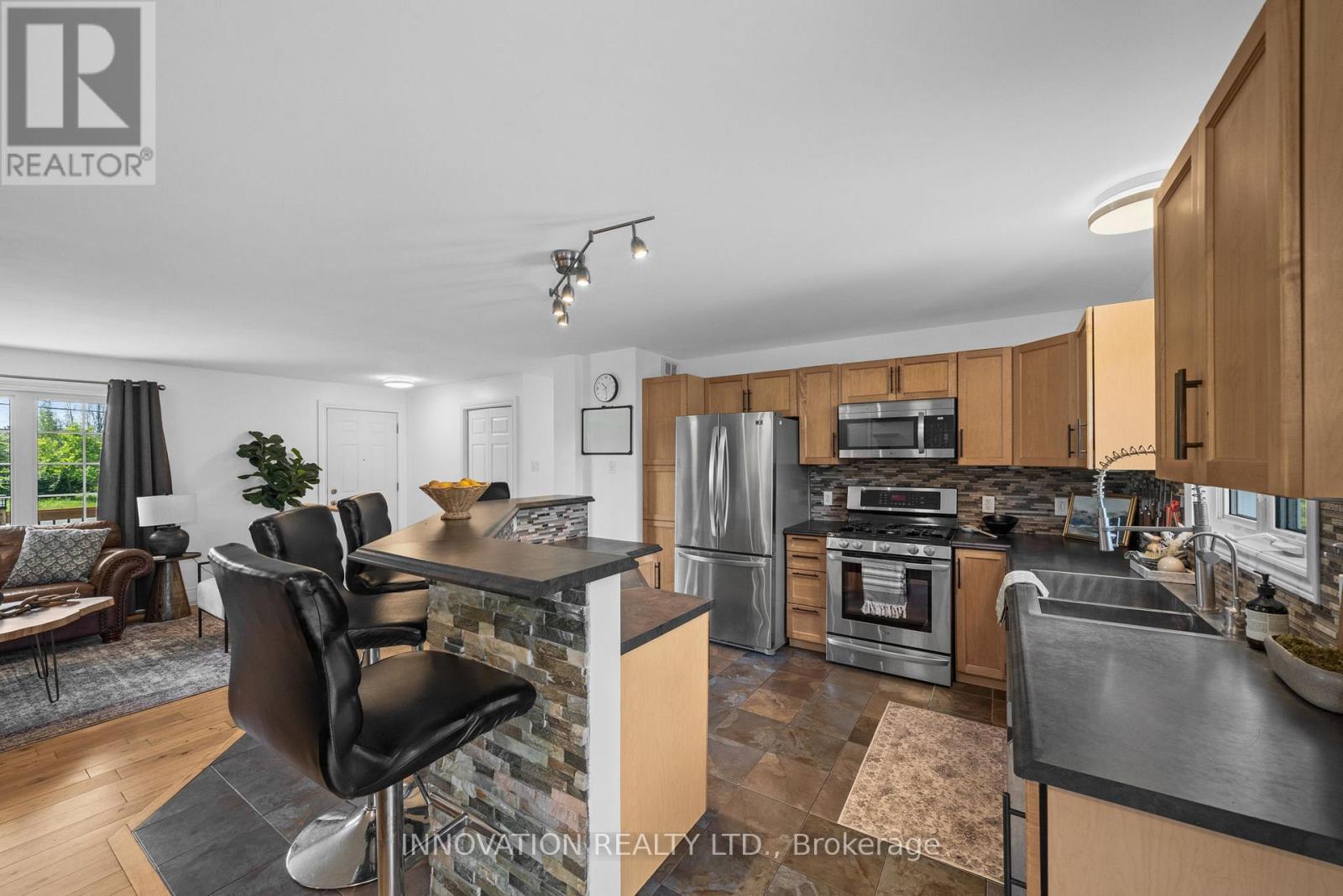 5 Bed, 2 Bath House for Sale in Ottawa – 4044 CALBRENT WAY, Ottawa – MLS# X13498562 - Image 13