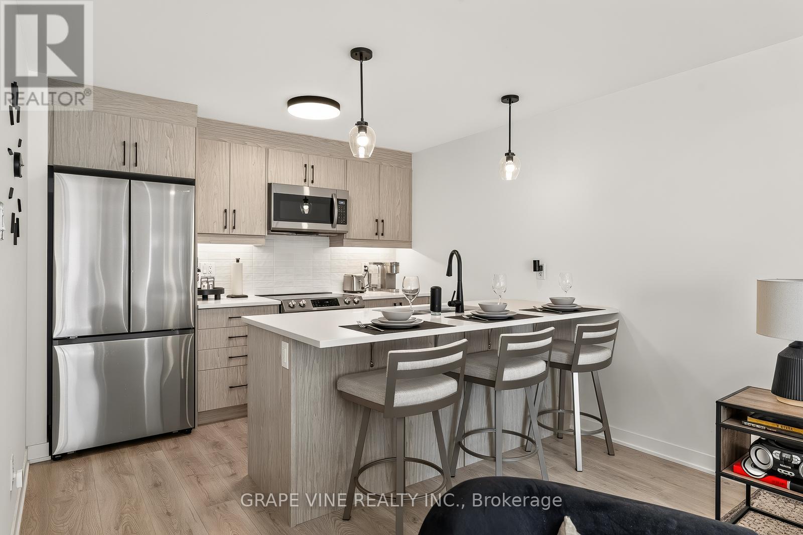 369 OLIVENITE PRIVATE - 16