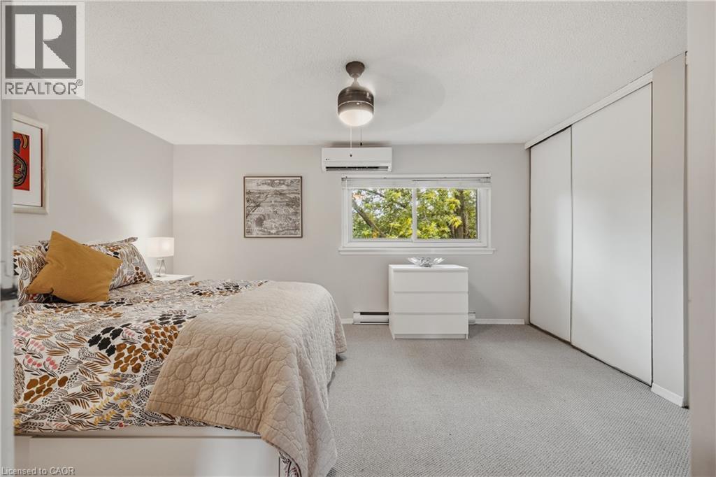 #4 2 WORTON Avenue - 20