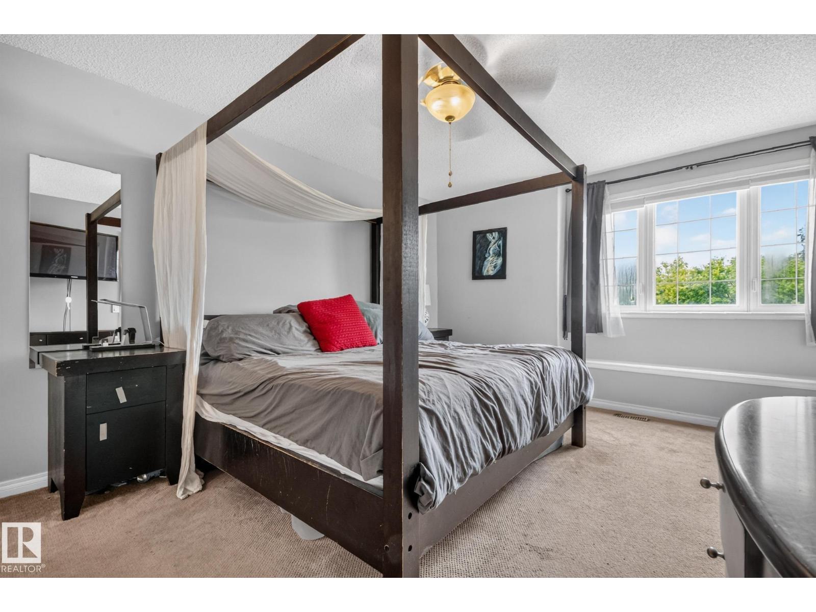 5204 159 AV NW — photo 19