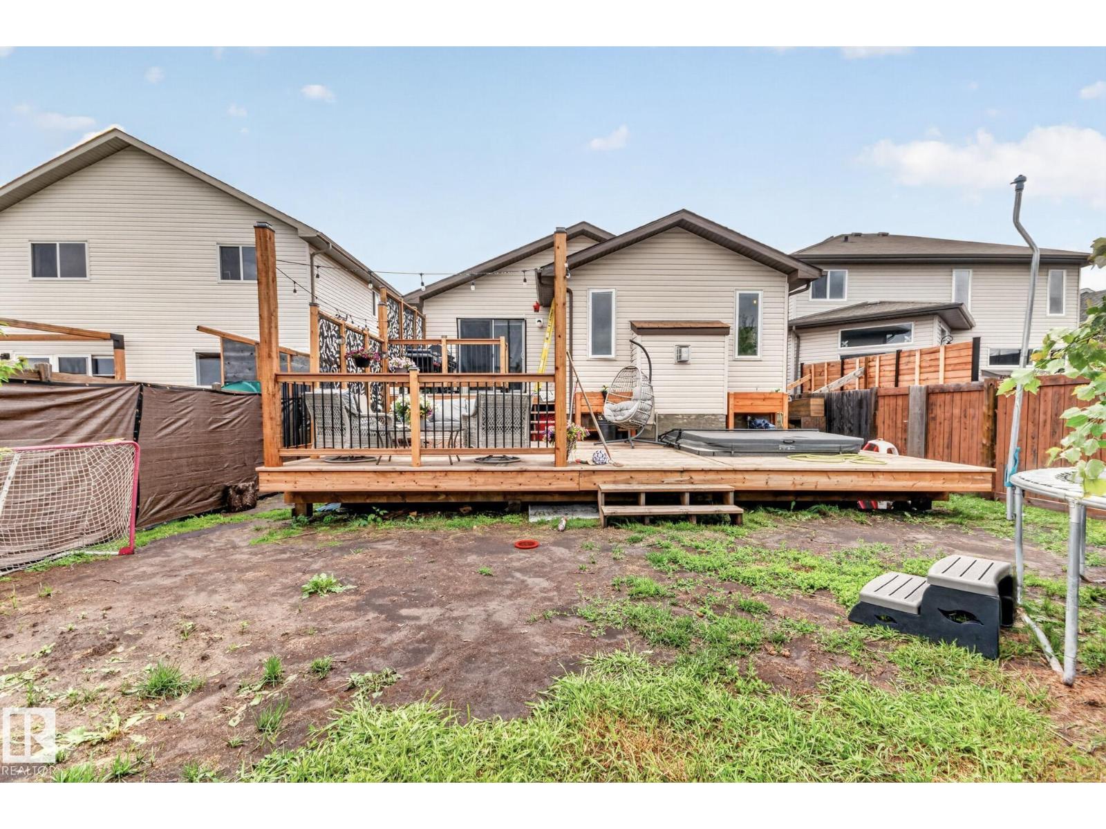 5204 159 AV NW — photo 33