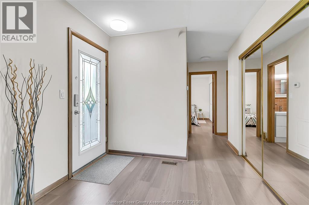3425 RANKIN - 16