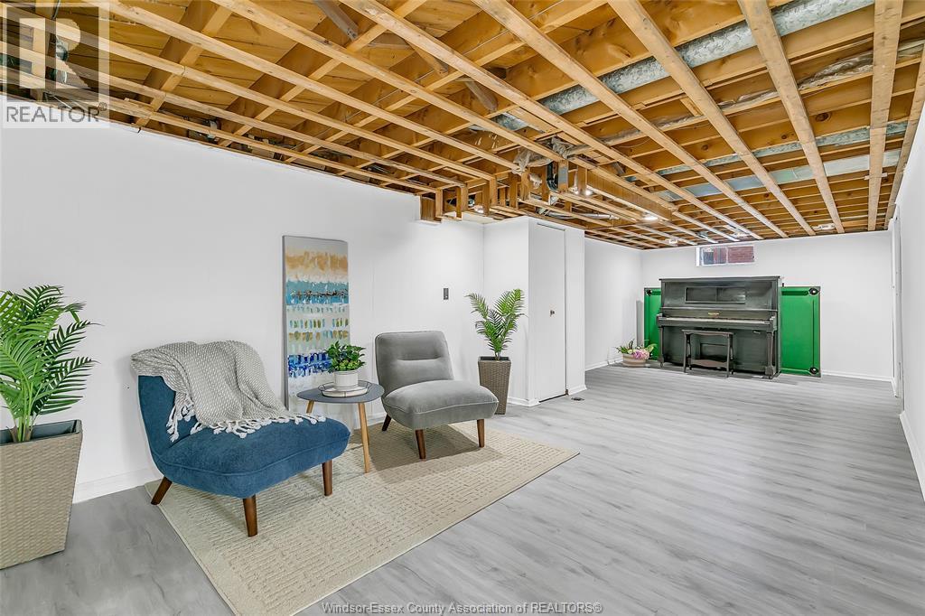 3425 RANKIN - 24