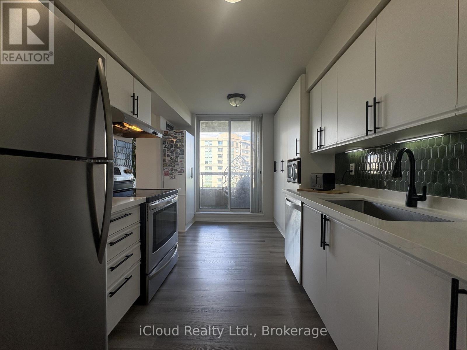 #710 91 TOWNSGATE DRIVE - 11