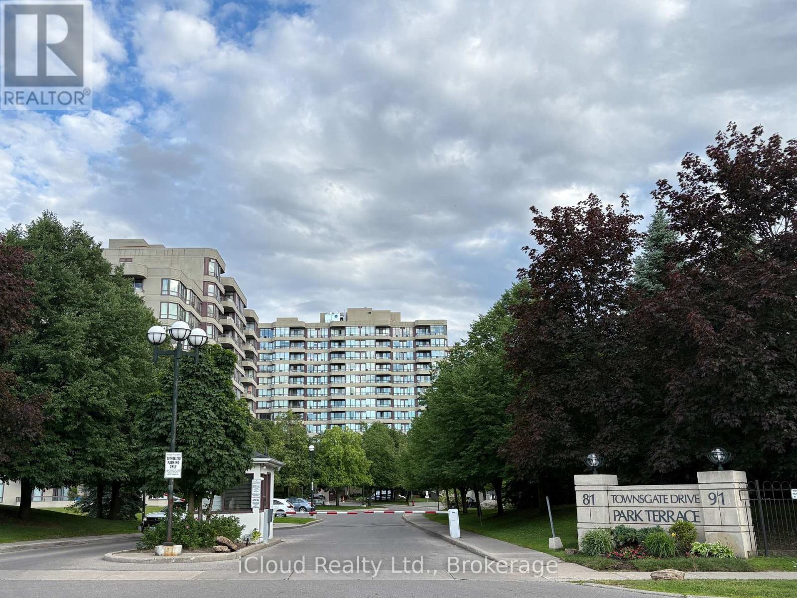 #710 91 TOWNSGATE DRIVE - 21