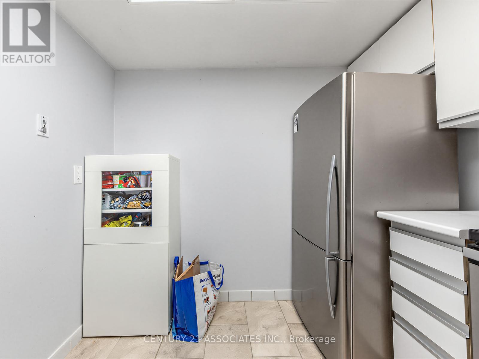 #204 300 WEBB DRIVE - 15