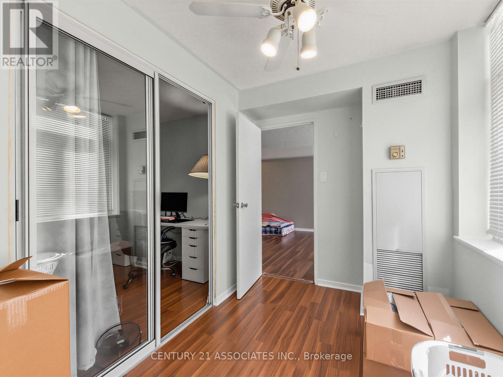 #204 300 WEBB DRIVE - 22