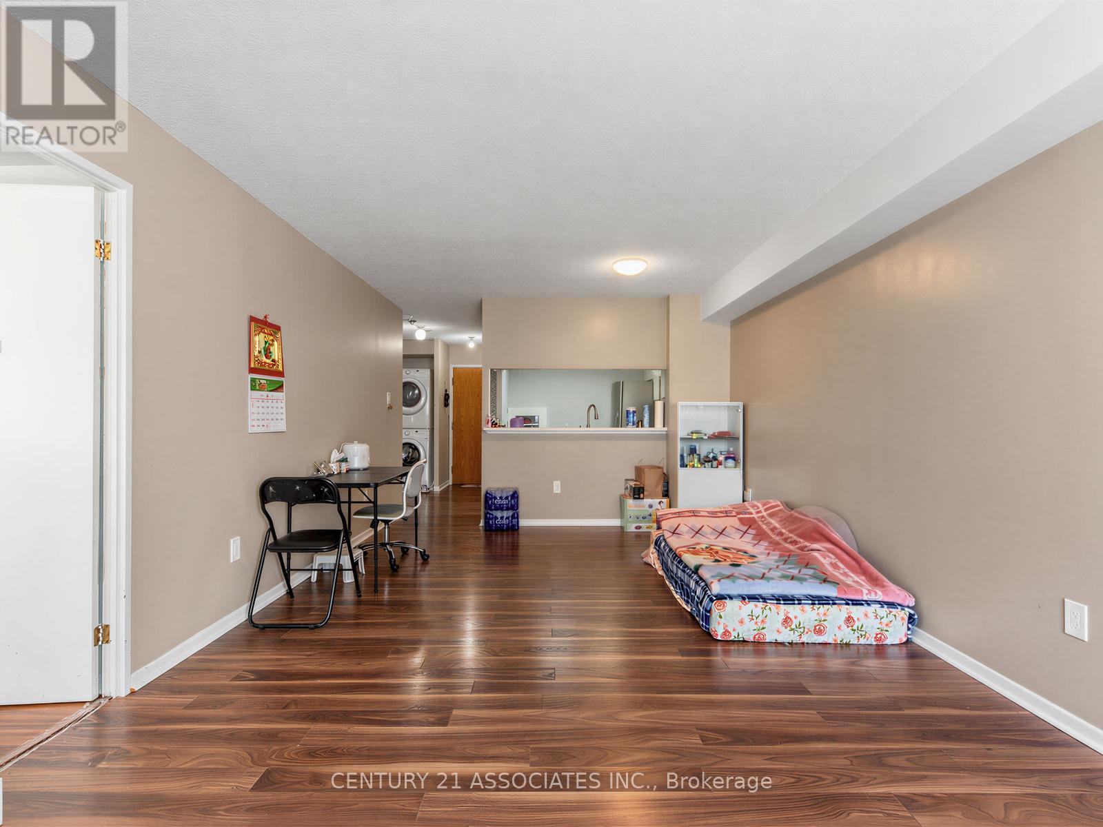 #204 300 WEBB DRIVE - 9