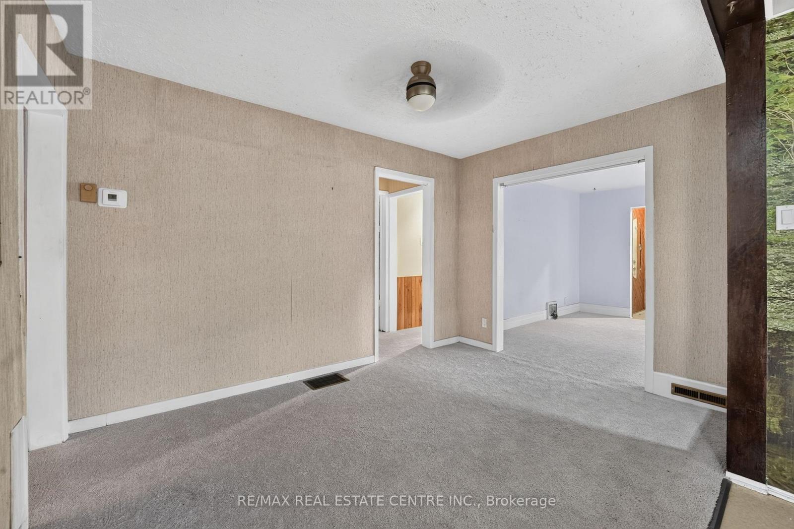 69 SMITH STREET - 24