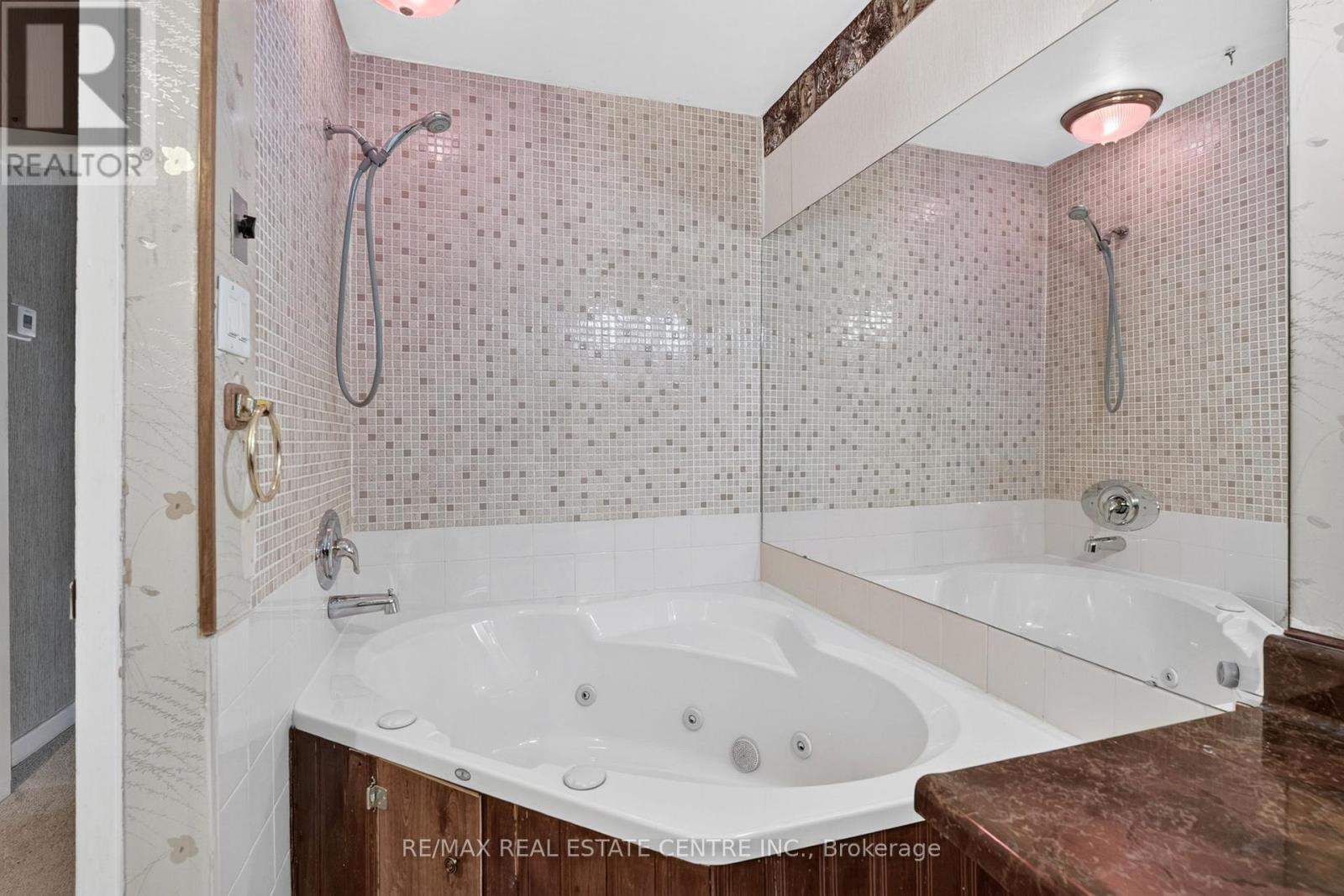 69 SMITH STREET - 27