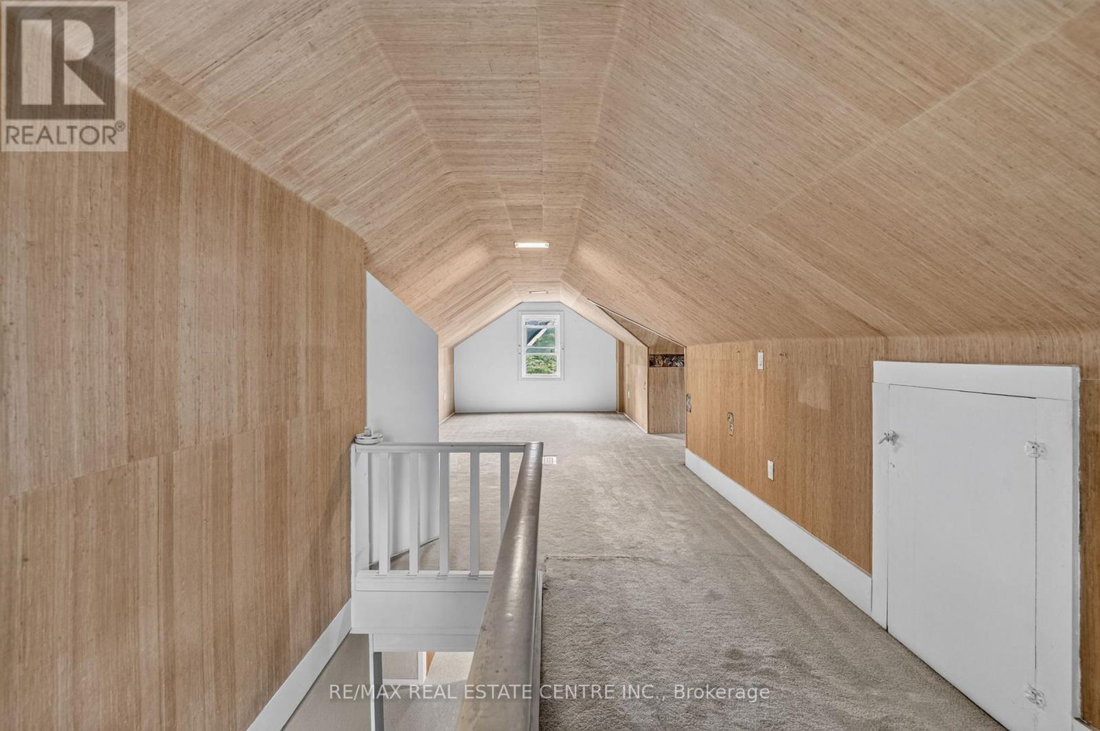 69 SMITH STREET - 34
