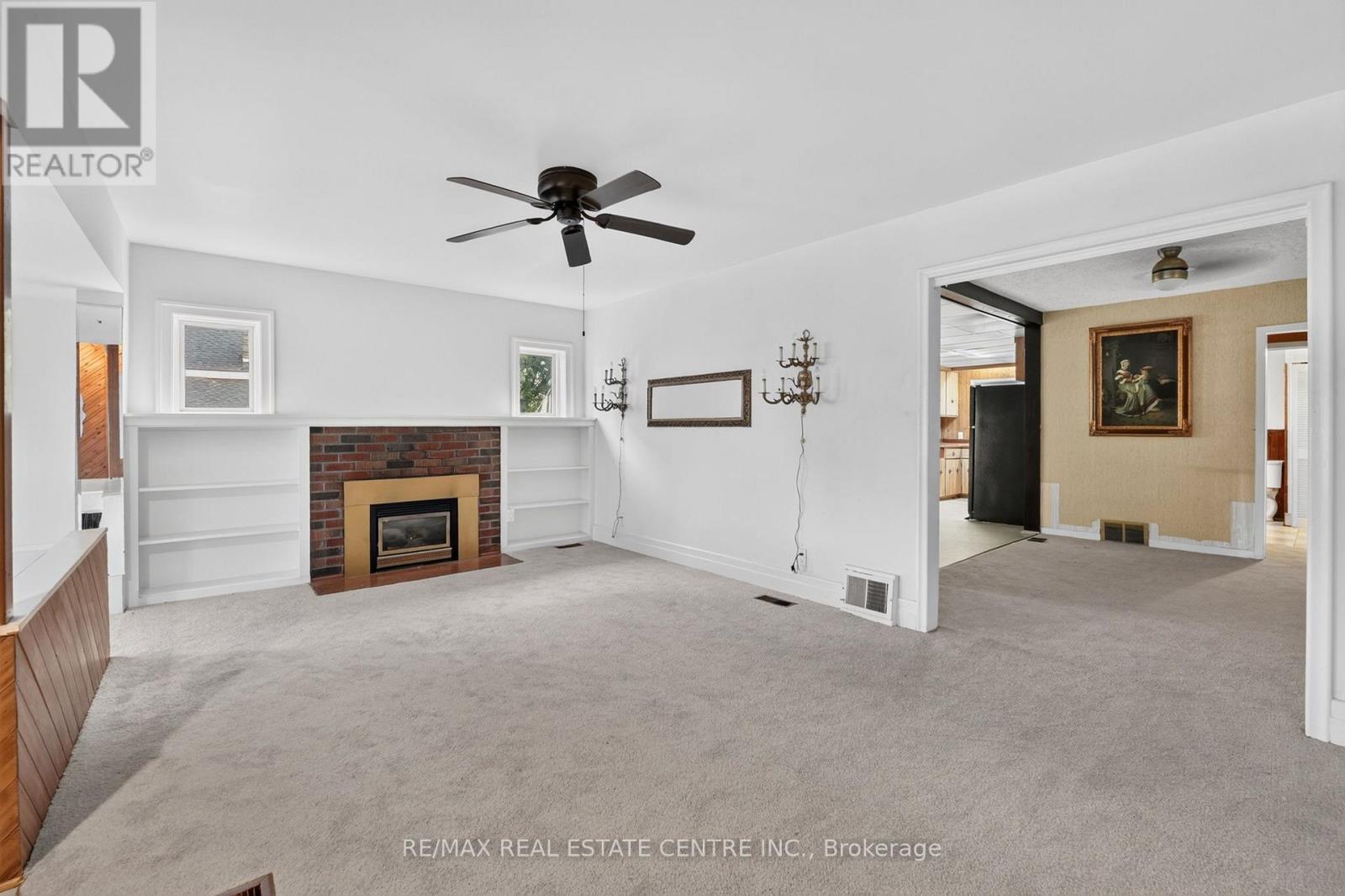 69 SMITH STREET - 6