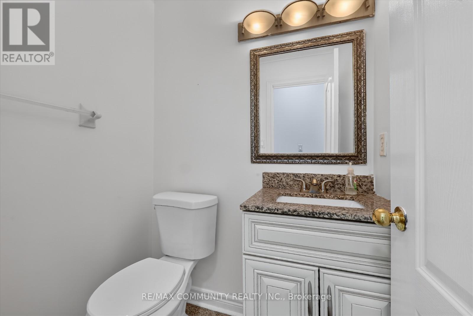 29 RIVER FOREST STREET W - 23