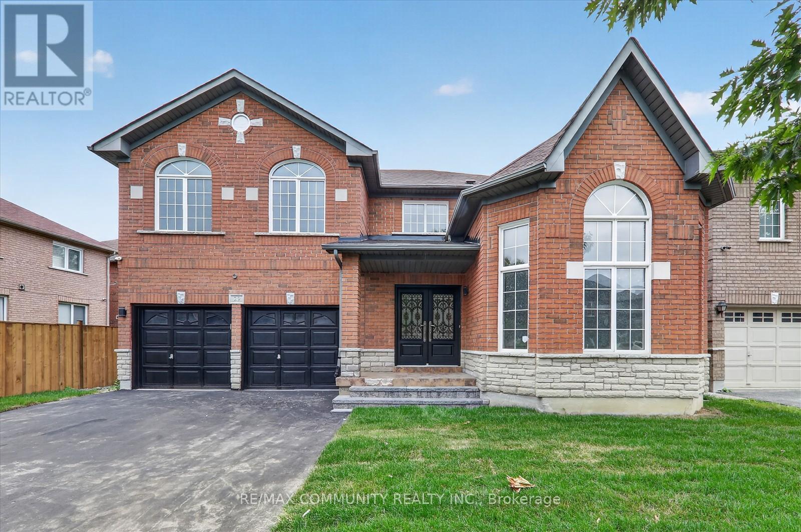 29 RIVER FOREST STREET W - 1