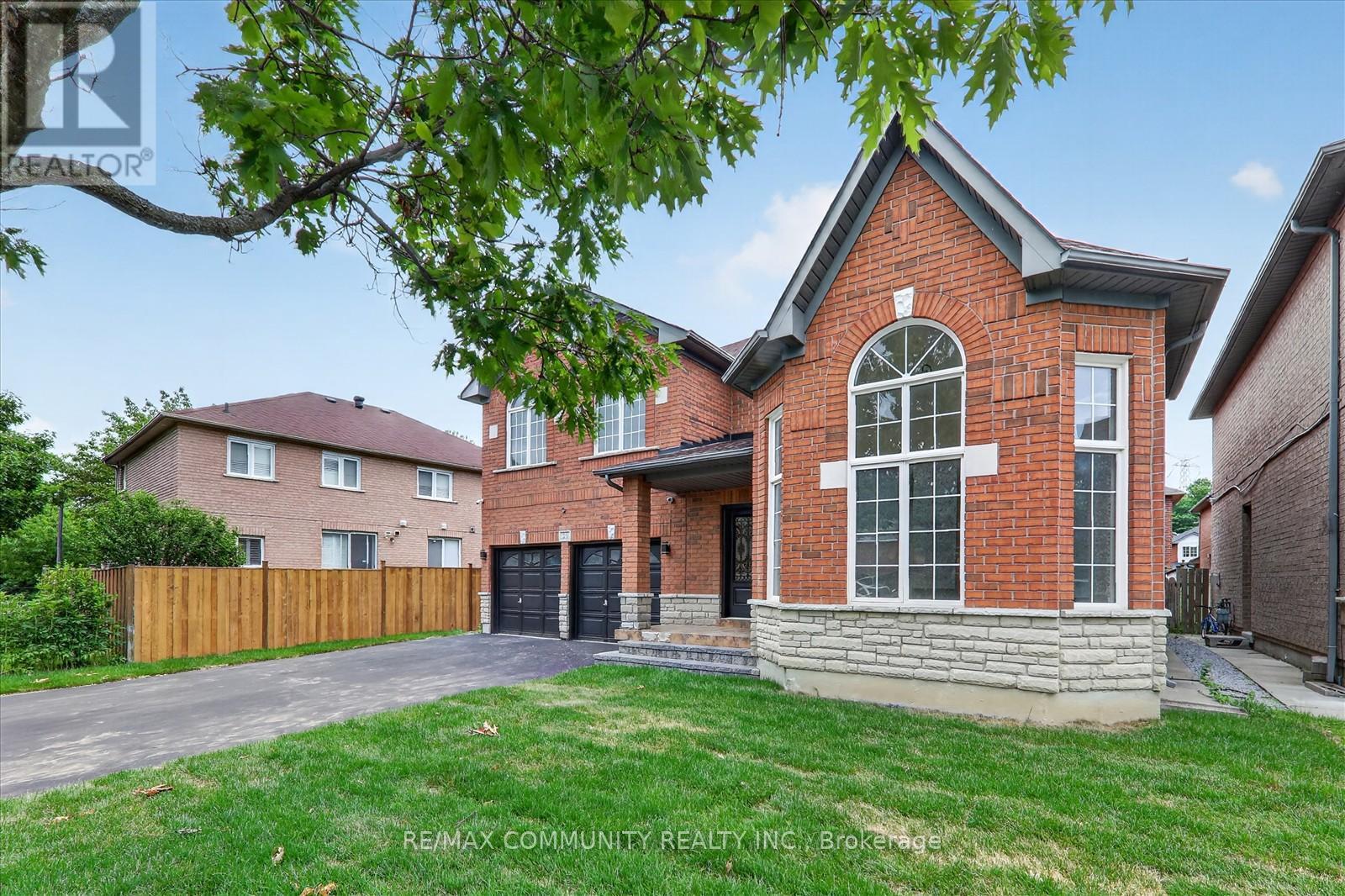 29 RIVER FOREST STREET W - 3