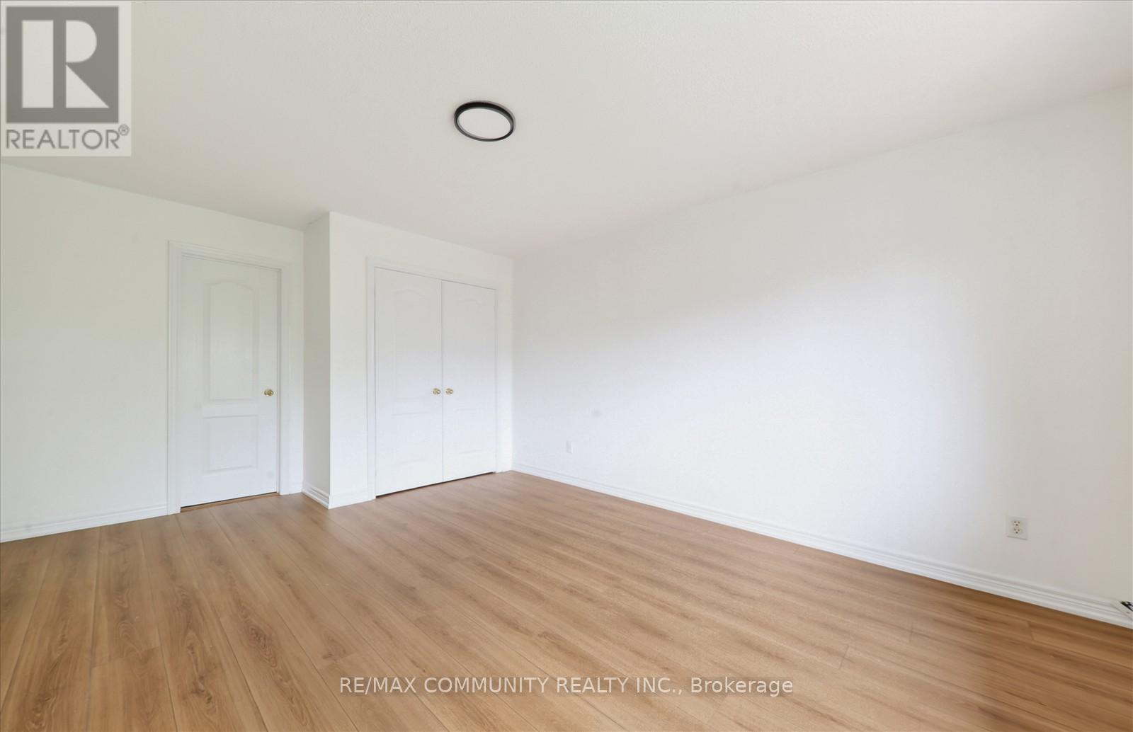 29 RIVER FOREST STREET W - 34