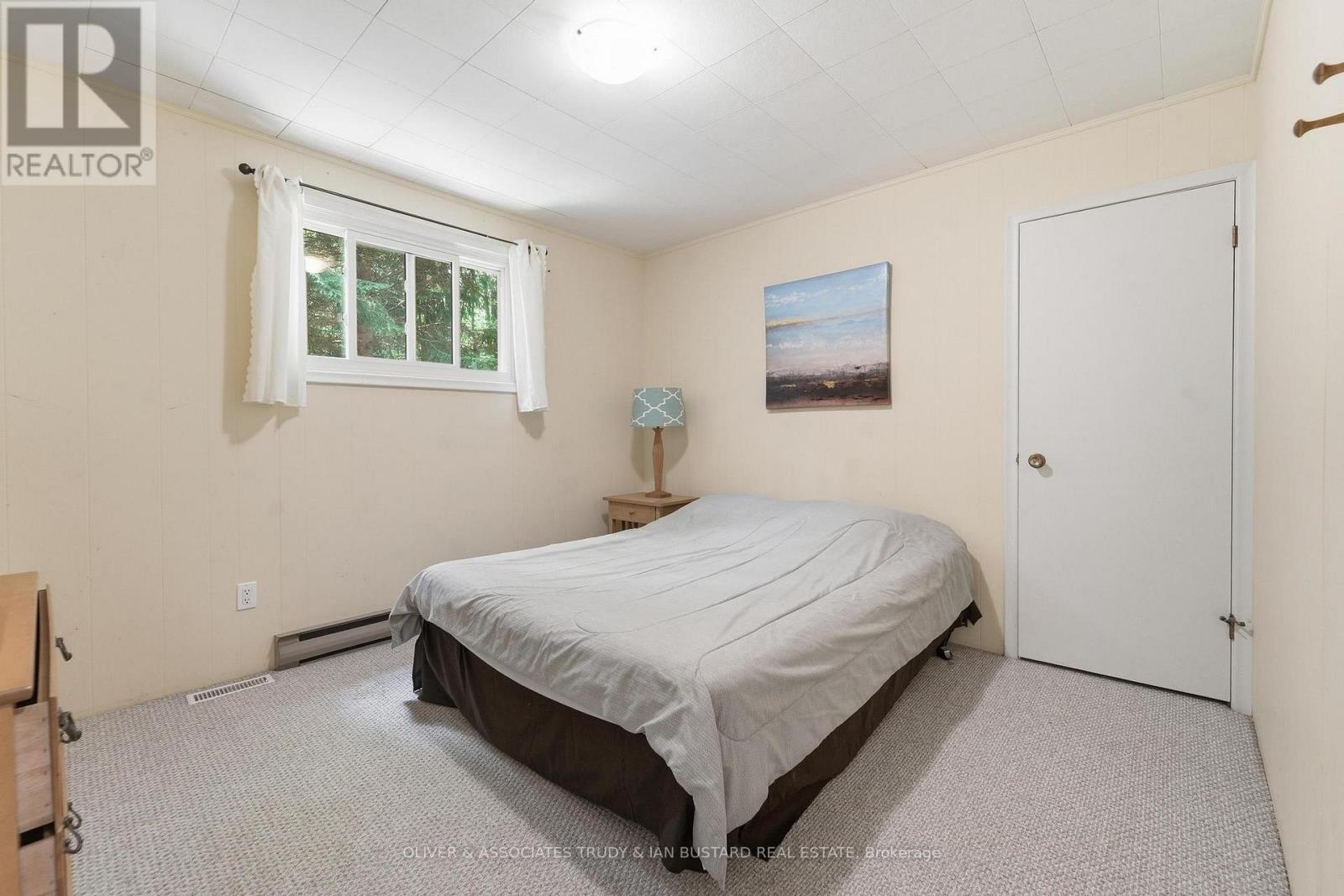 10294 BREWSTER BOULEVARD S - 32