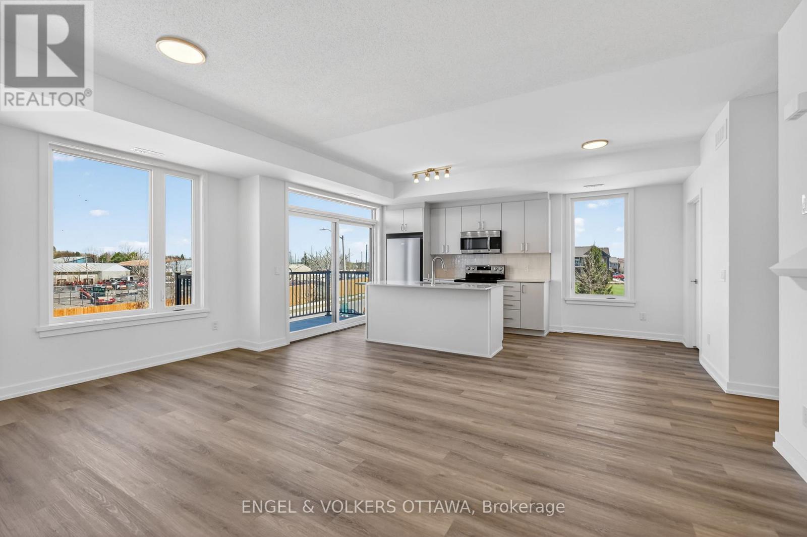 2 Bed, 3 Bath House for Rent in Ottawa – 110 STARDUST PRIVATE, Ottawa – MLS# X13498642 - Image 11