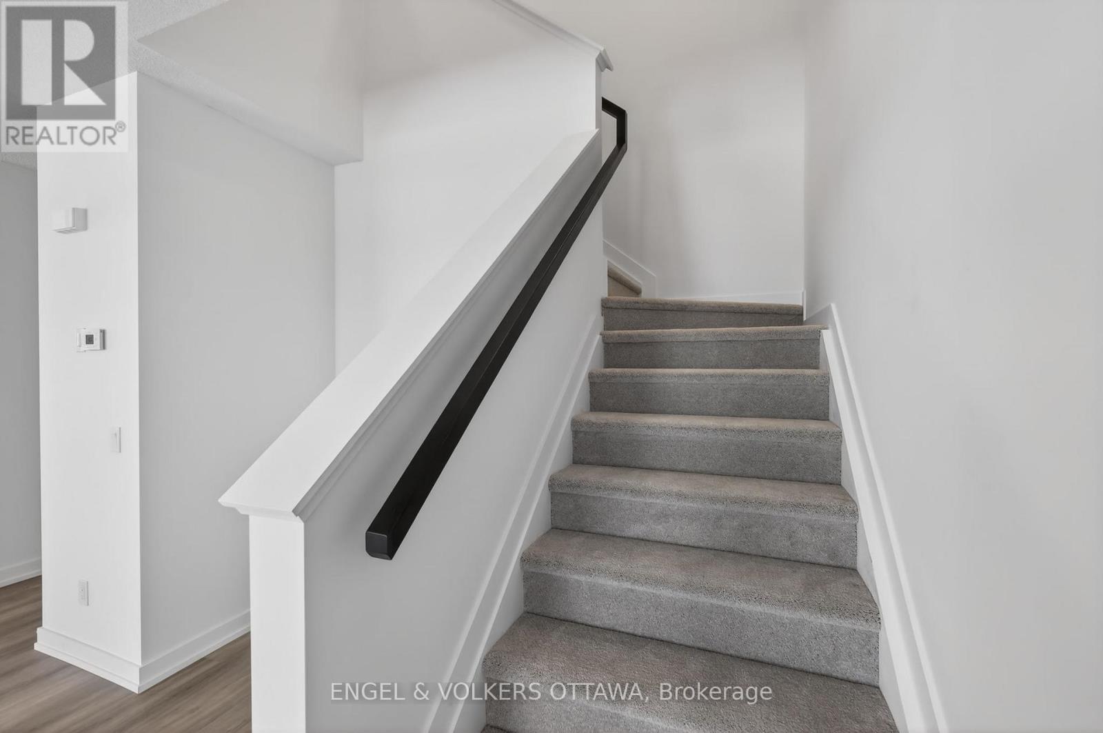 2 Bed, 3 Bath House for Rent in Ottawa – 110 STARDUST PRIVATE, Ottawa – MLS# X13498642 - Image 23