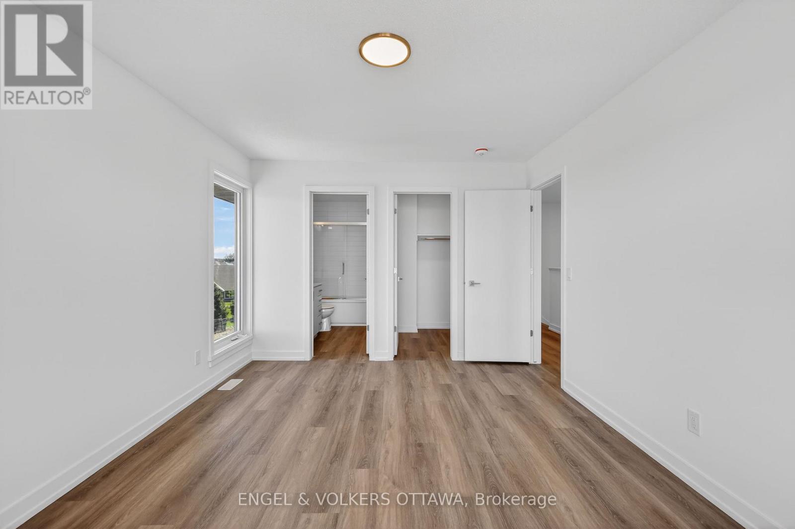2 Bed, 3 Bath House for Rent in Ottawa – 110 STARDUST PRIVATE, Ottawa – MLS# X13498642 - Image 27