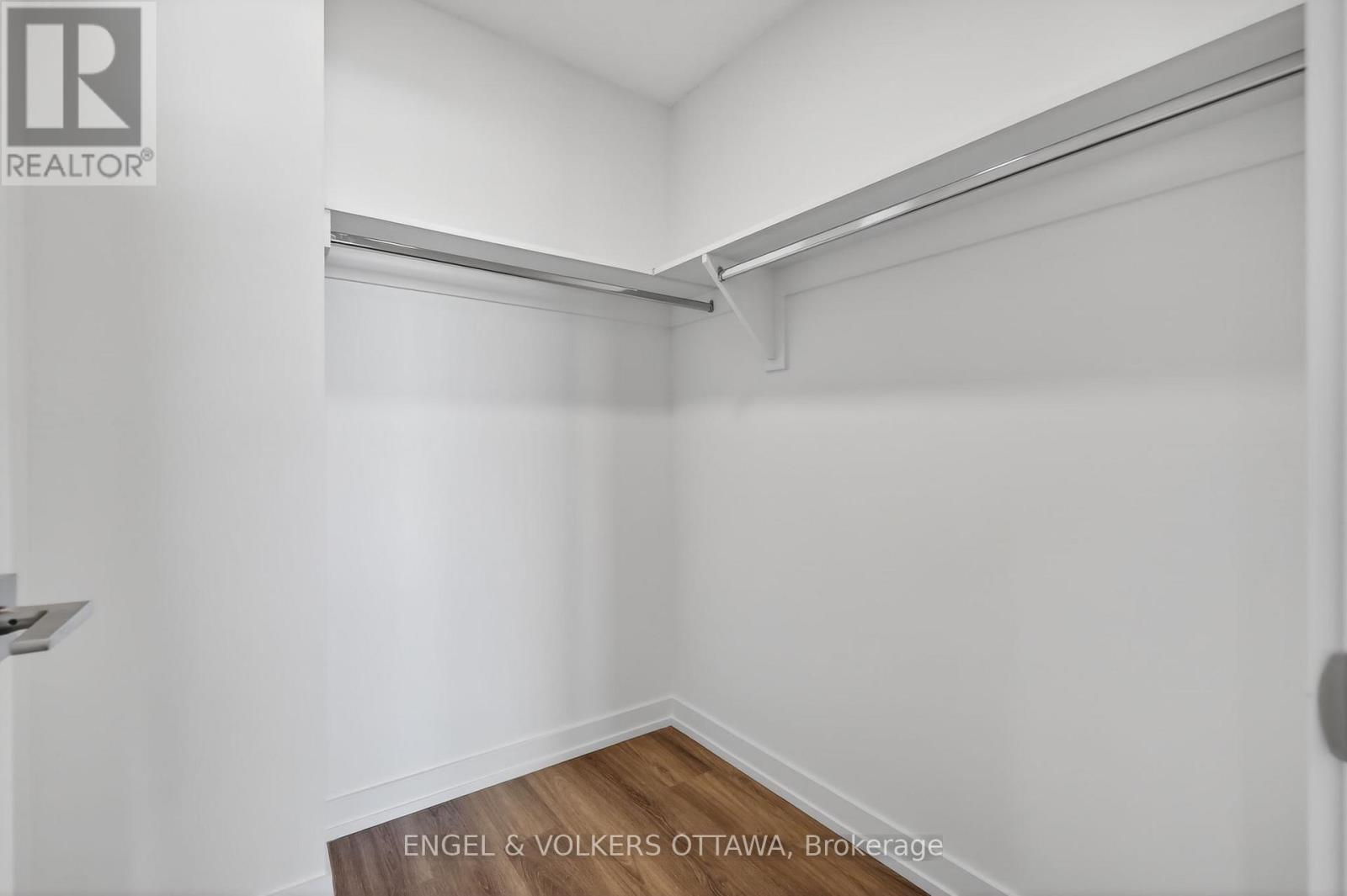 2 Bed, 3 Bath House for Rent in Ottawa – 110 STARDUST PRIVATE, Ottawa – MLS# X13498642 - Image 32
