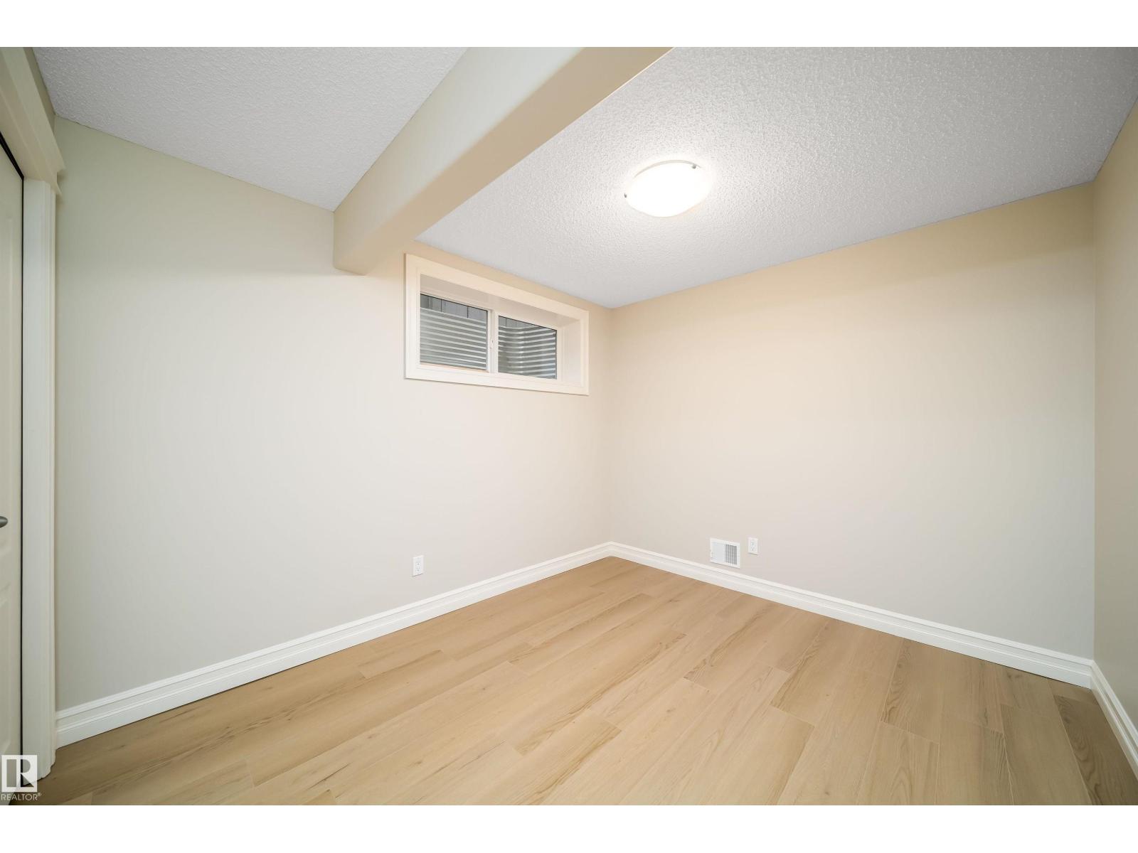11312 13 AVE SW SW - 36