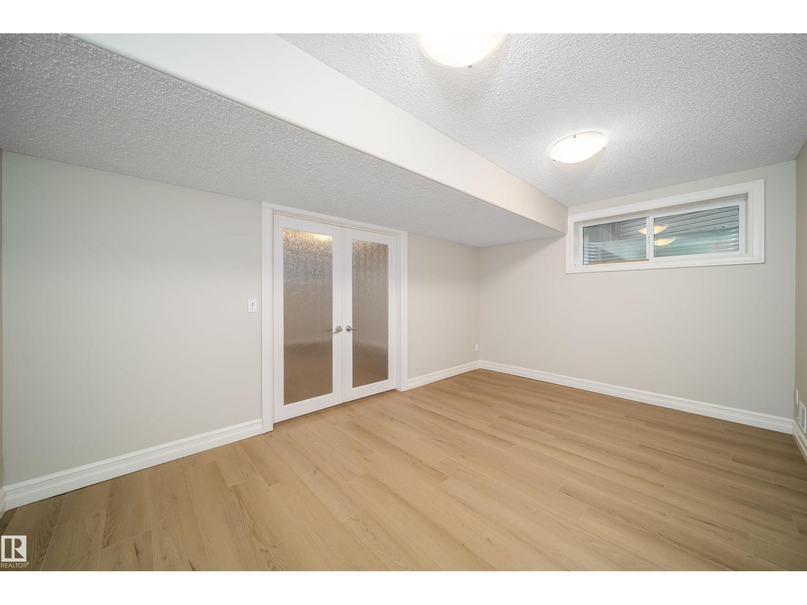11312 13 AVE SW SW - 35
