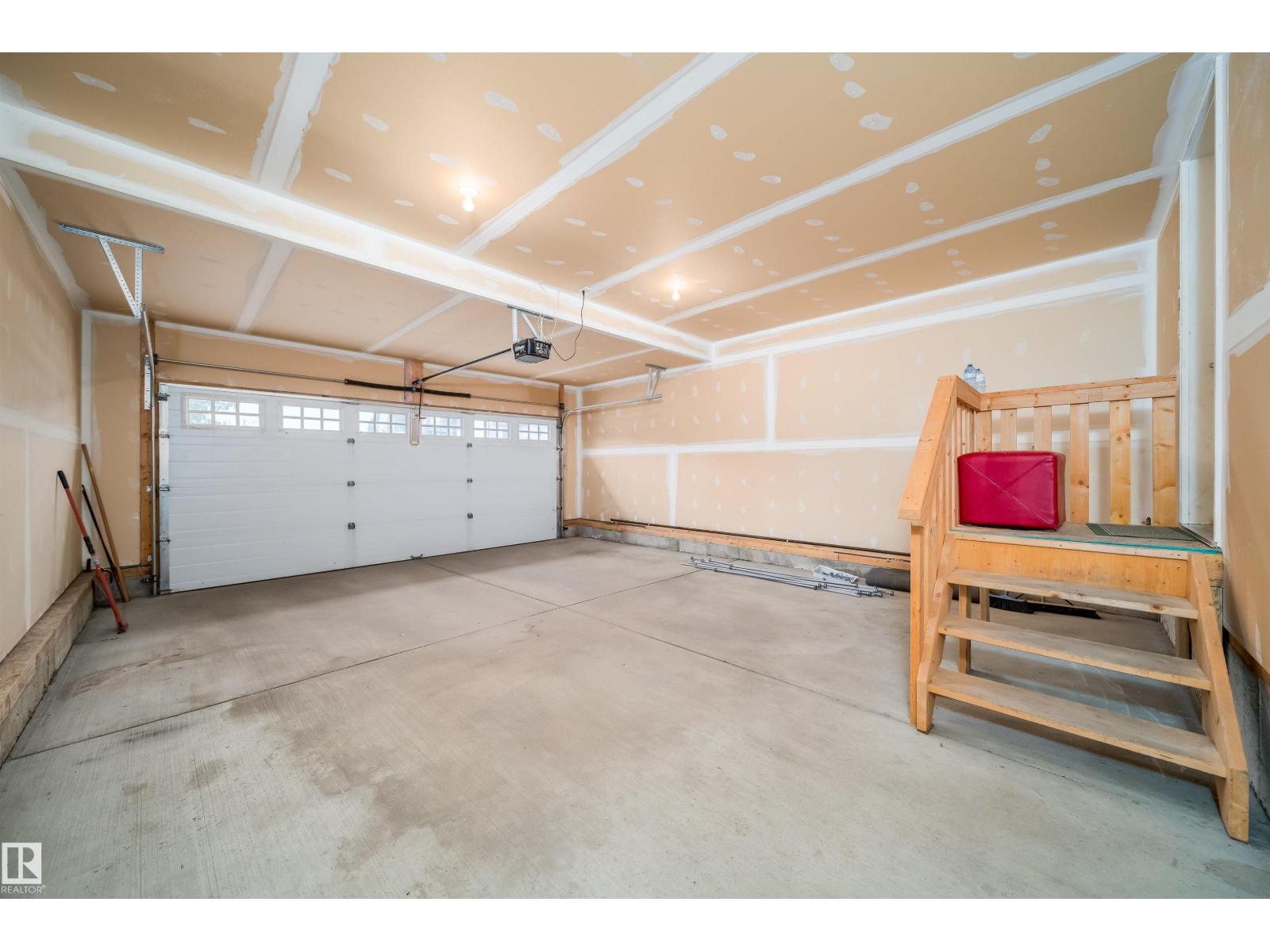 11312 13 AVE SW SW - 40