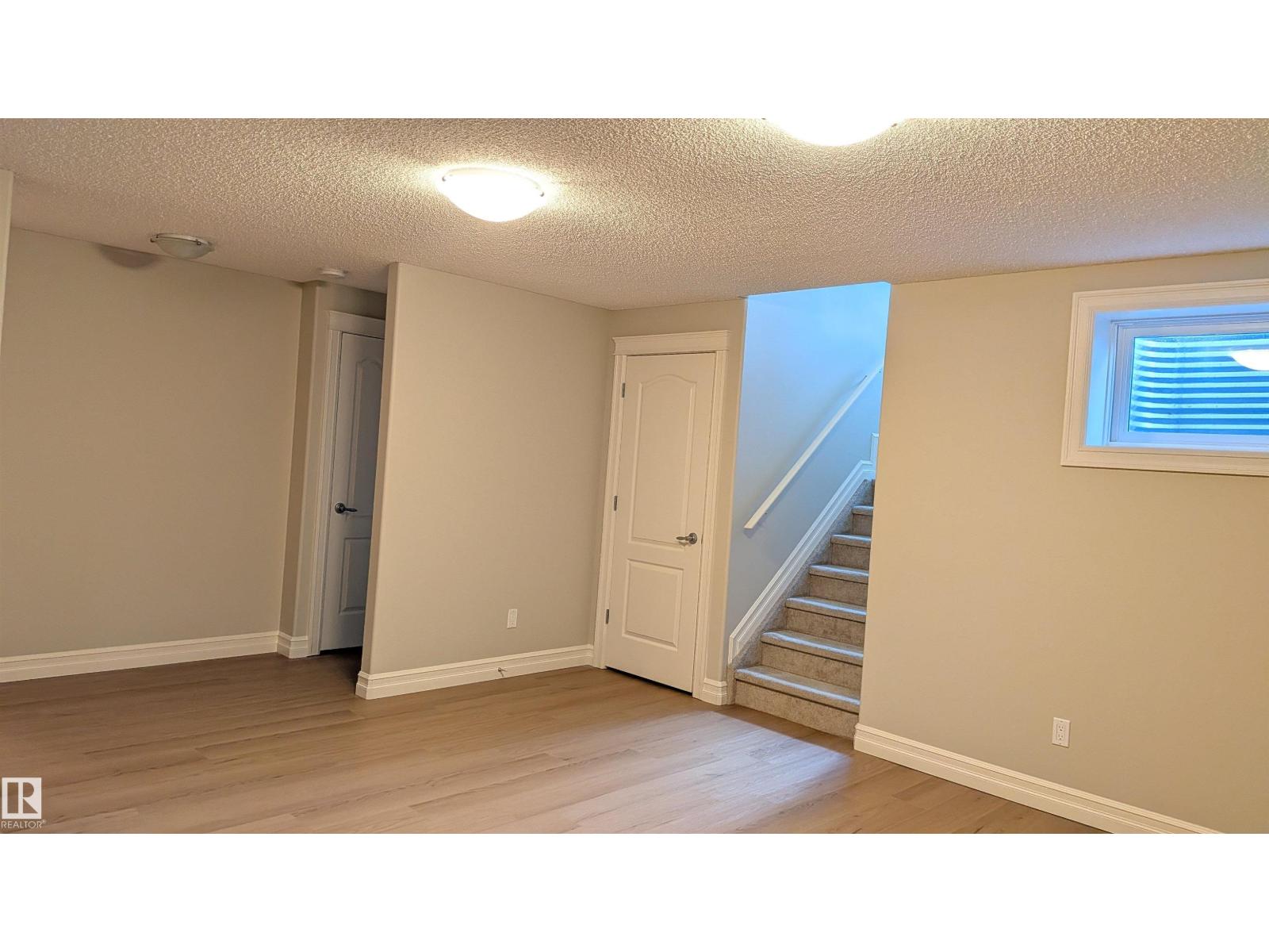 11312 13 AVE SW SW - 38