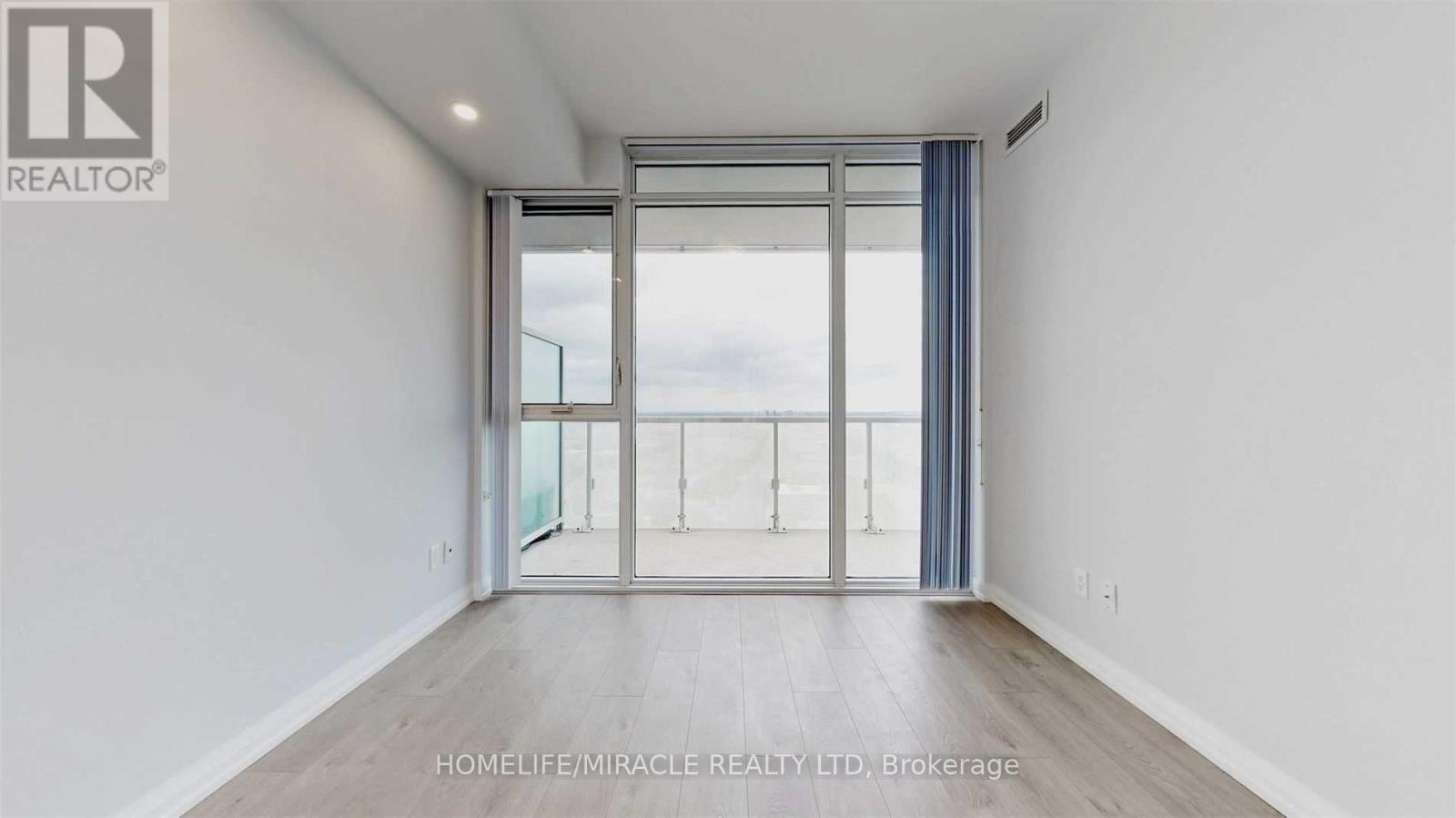 #2914 7895 JANE STREET - 12