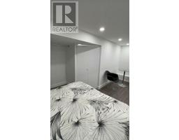 Bsmt B - 8 Yarn Road, Toronto, ON M9B1H5 Photo 11