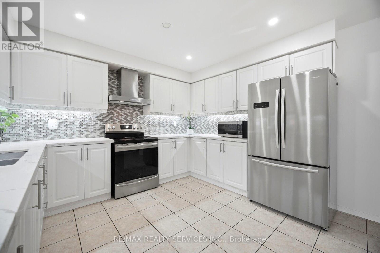 106 WILLIAMSON DRIVE - 14