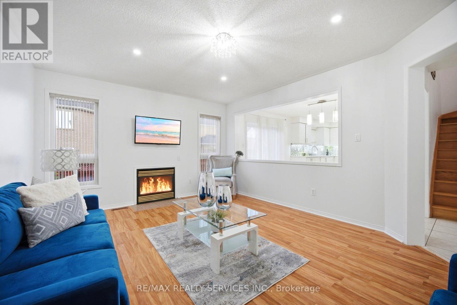 106 WILLIAMSON DRIVE - 21