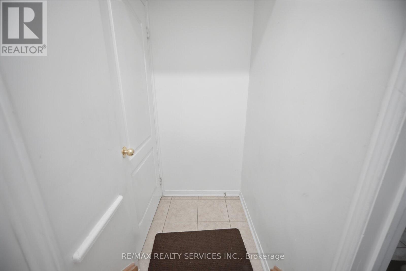 106 WILLIAMSON DRIVE - 35