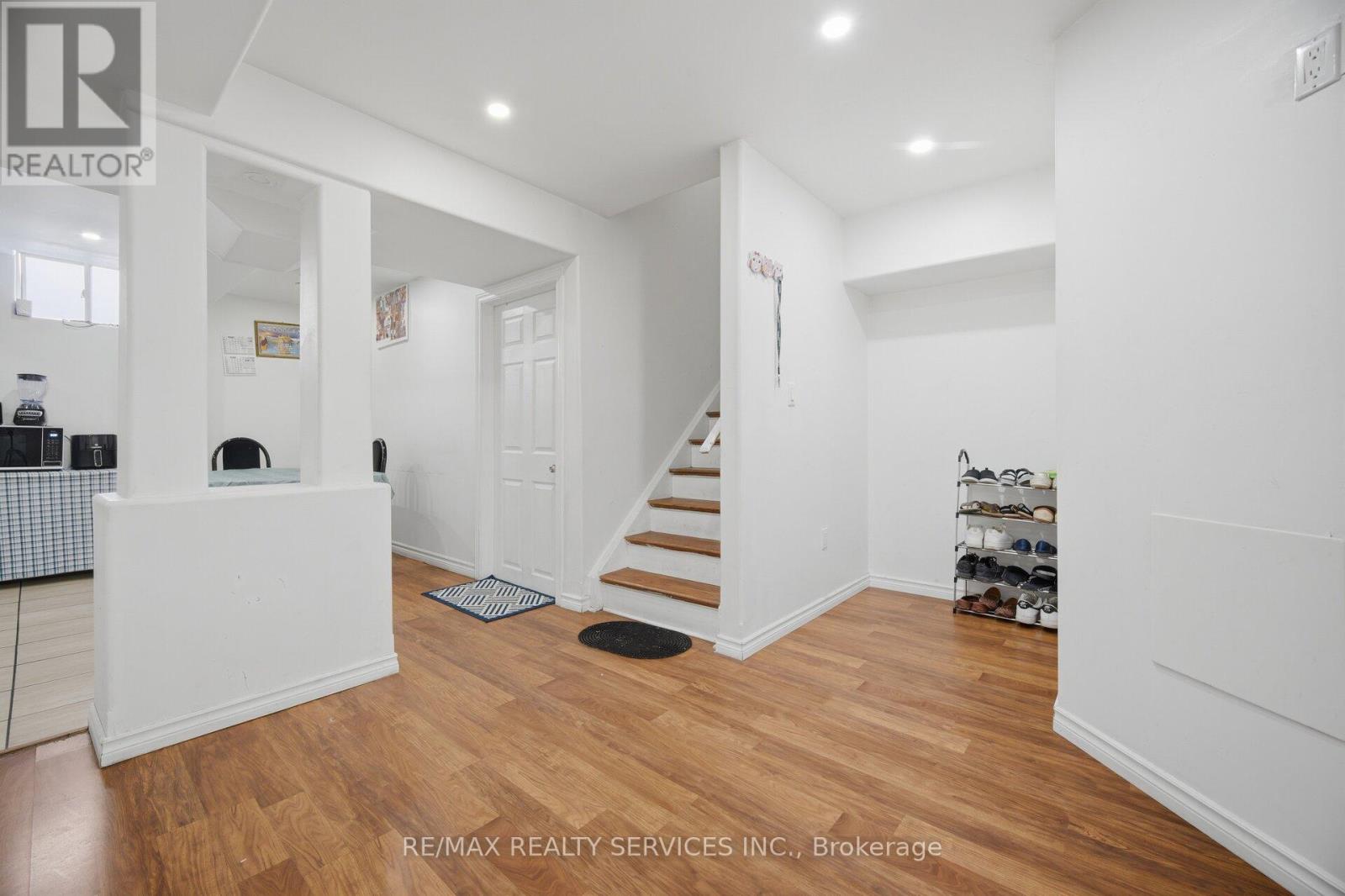 106 WILLIAMSON DRIVE - 36