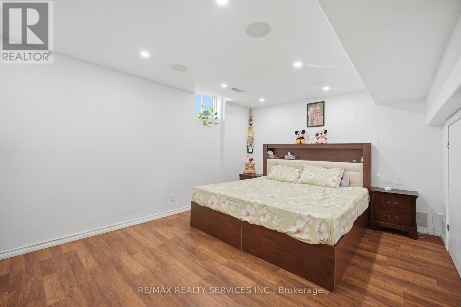 106 WILLIAMSON DRIVE - 45