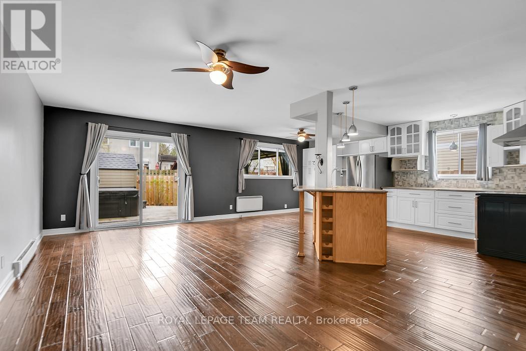 87 GRADY CRESCENT - 4