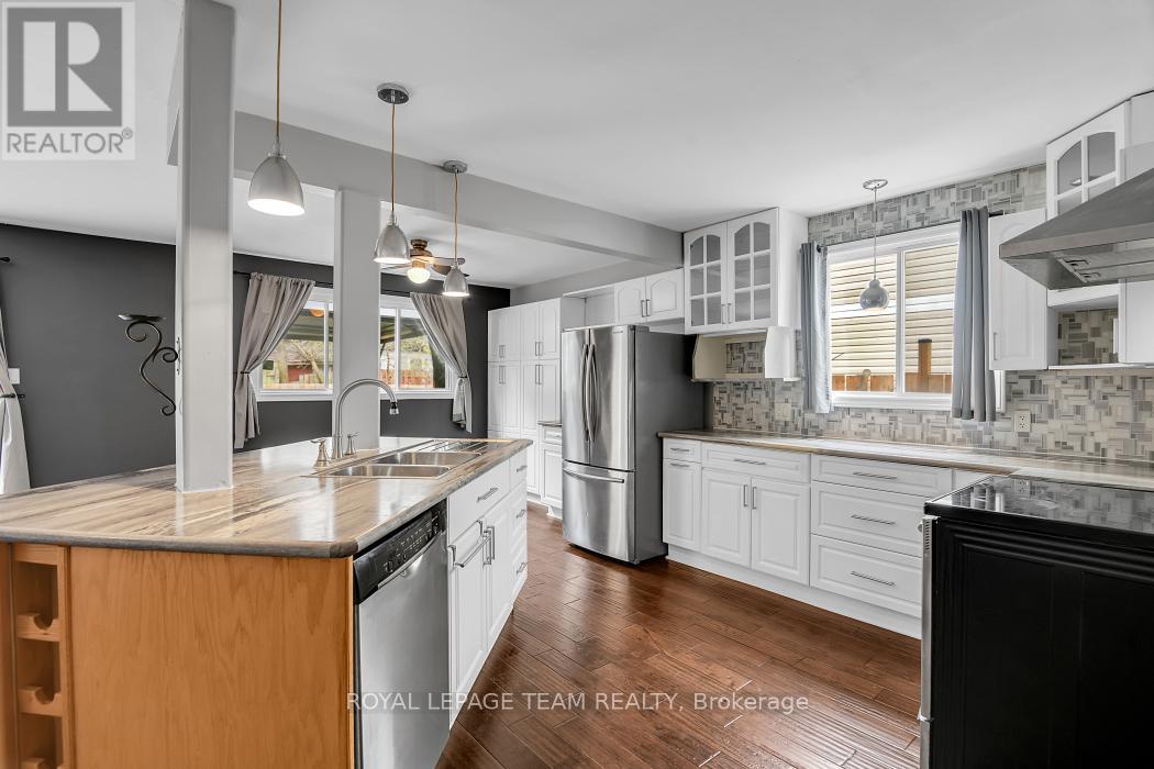 87 GRADY CRESCENT - 8
