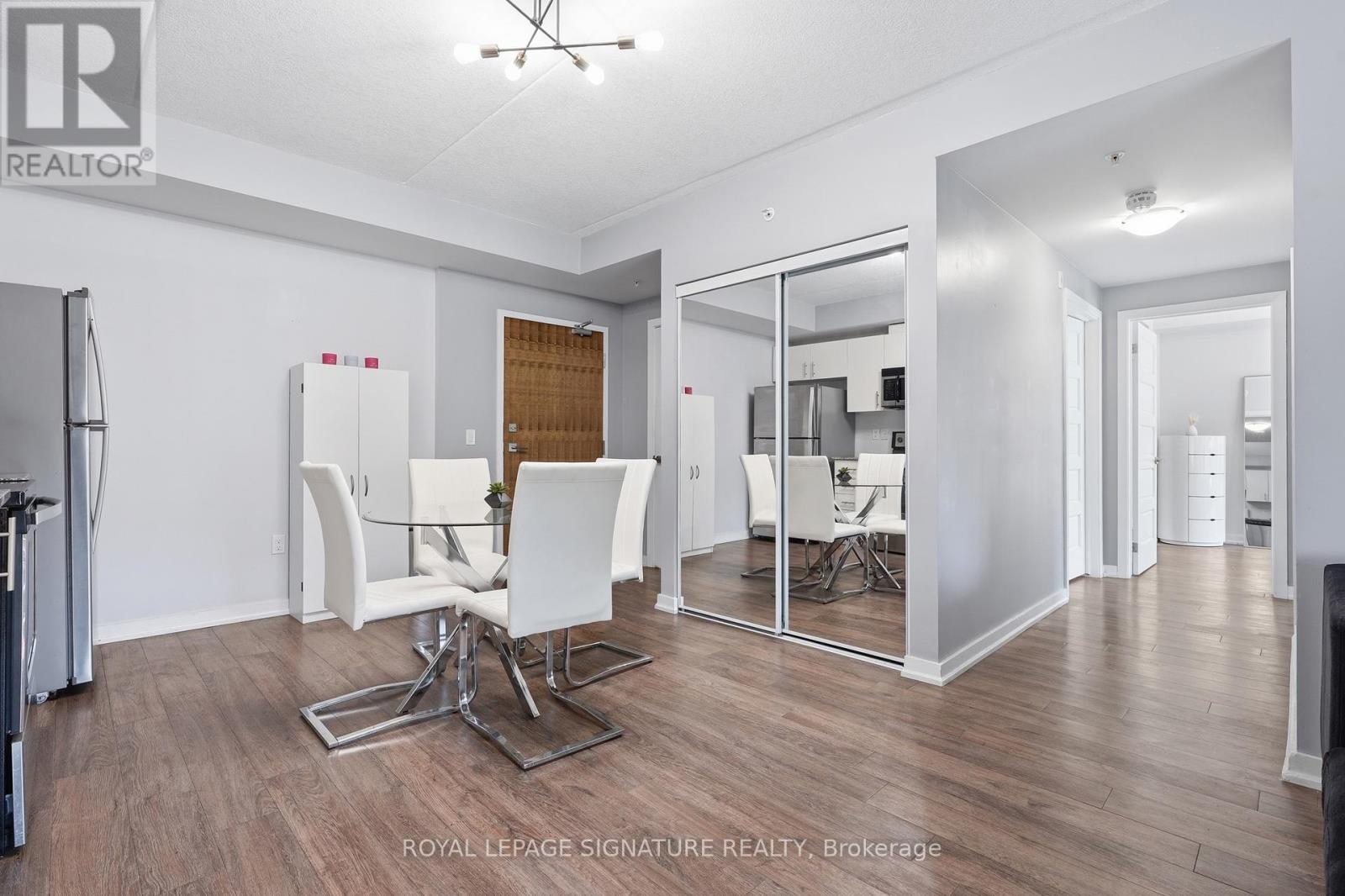 #LL08 25 KAY CRESCENT - 11