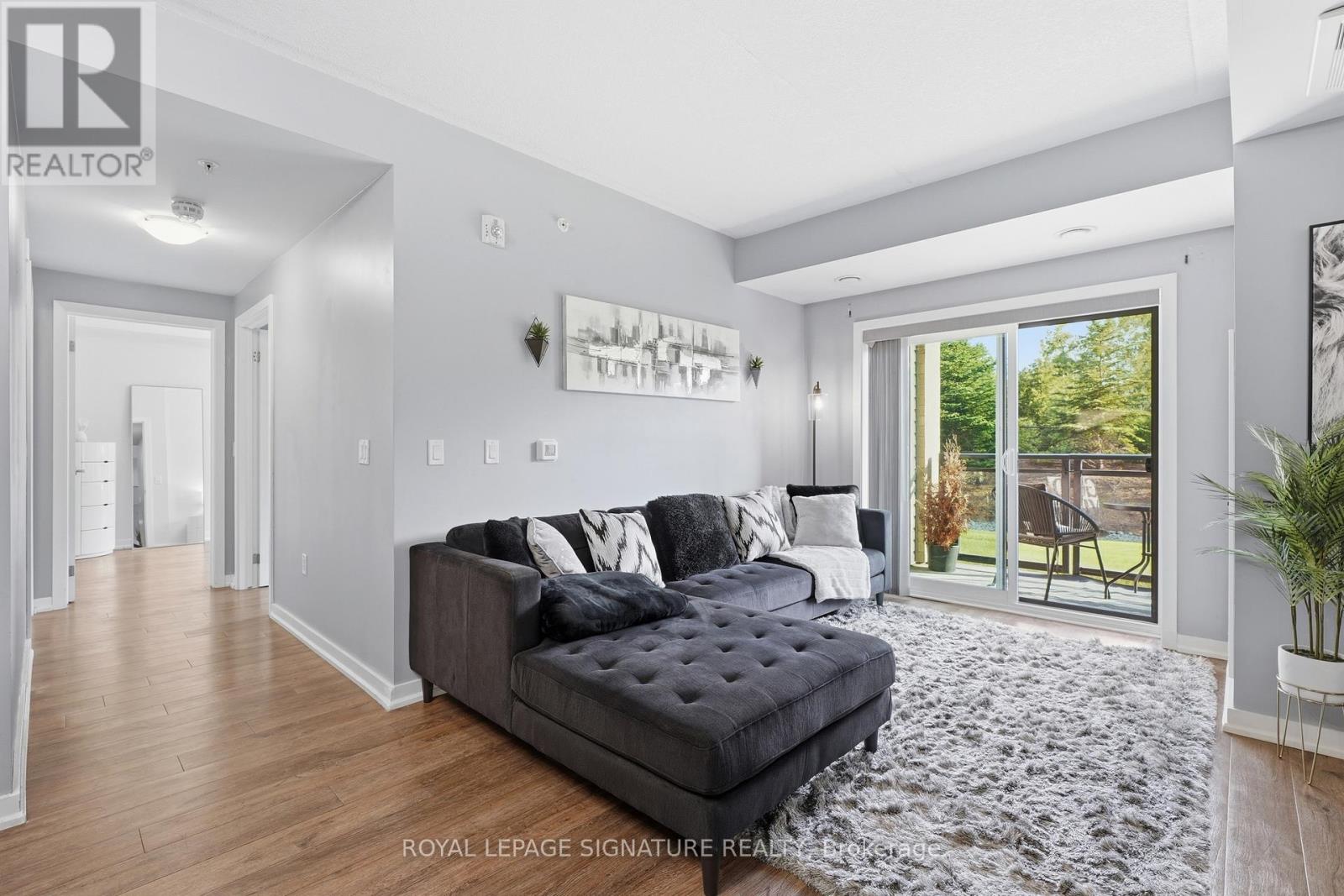 #LL08 25 KAY CRESCENT - 12