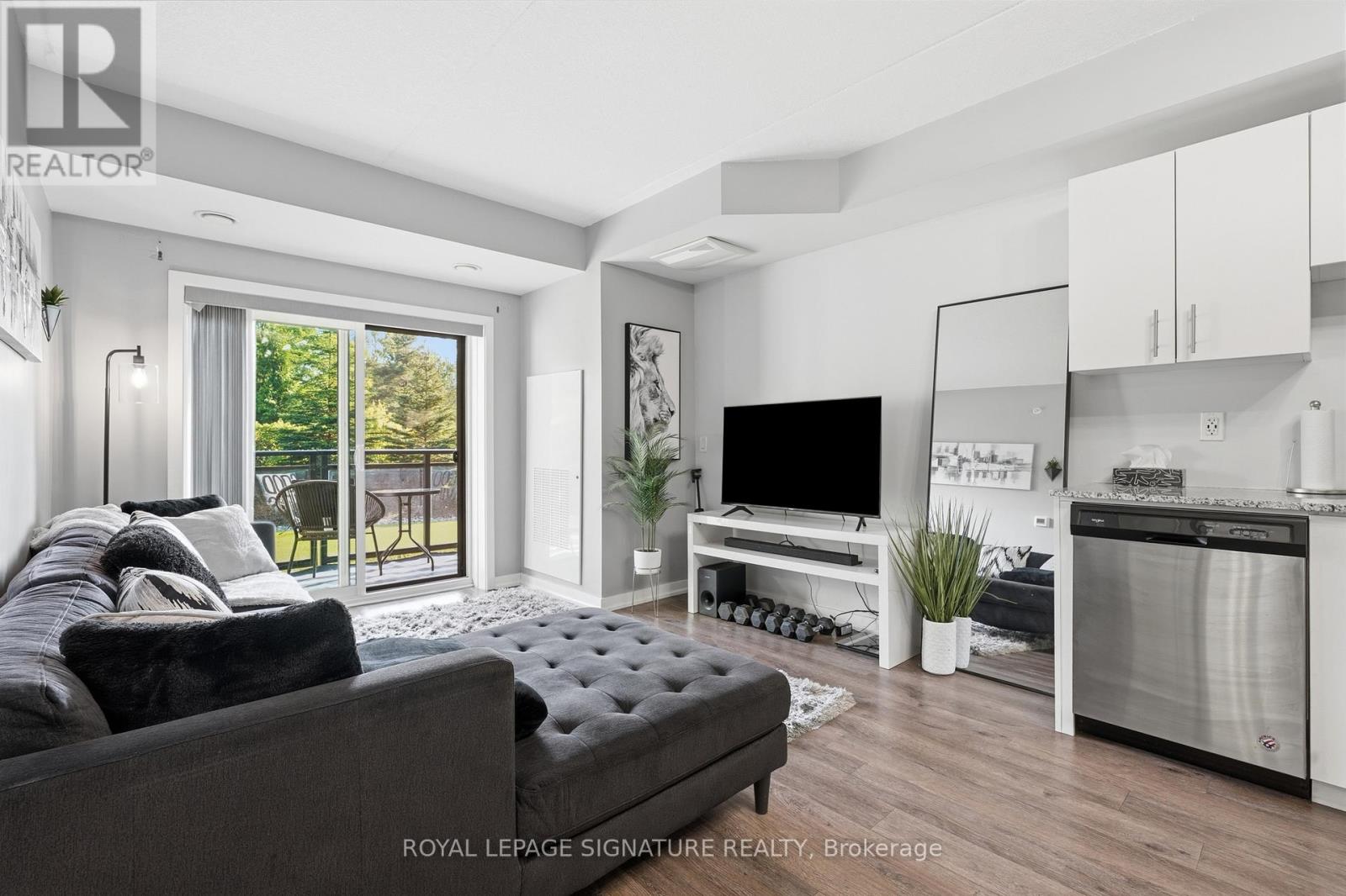 #LL08 25 KAY CRESCENT - 6
