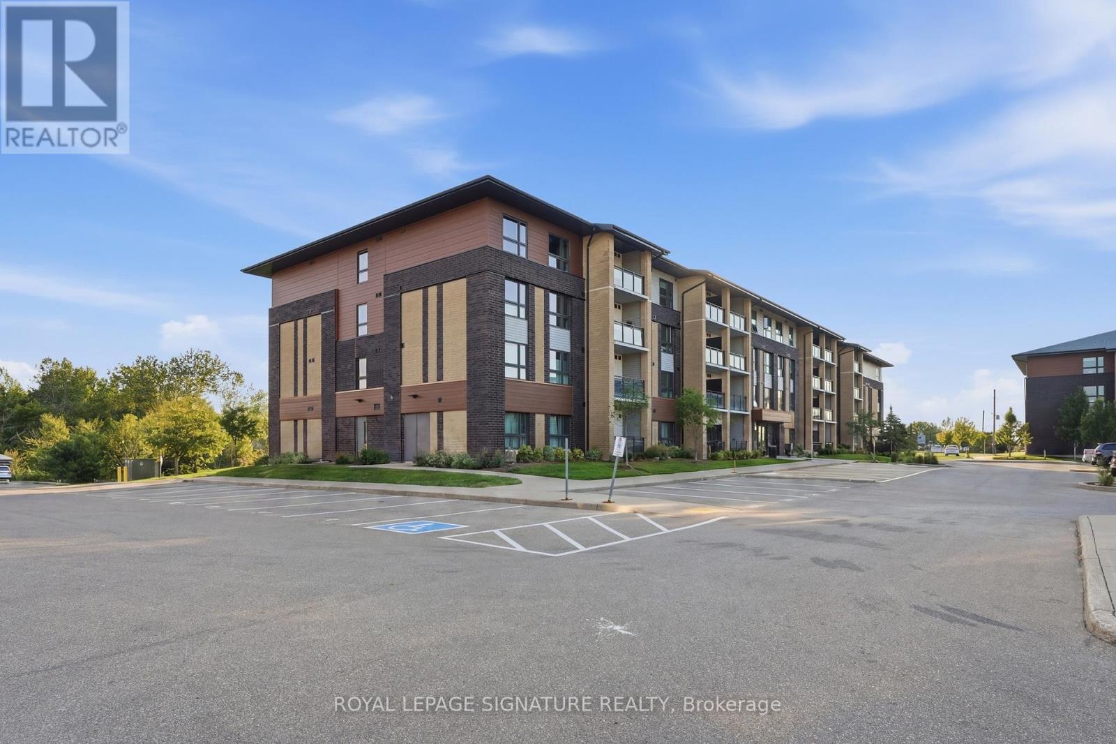 #LL08 25 KAY CRESCENT - 36