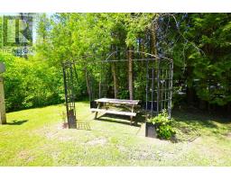 6 Kahgee Street, Native Leased Lands, ON N0H2G0 Photo 12
